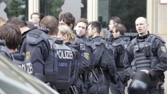 Germania, minacce di strage a scuole: cessato allarme