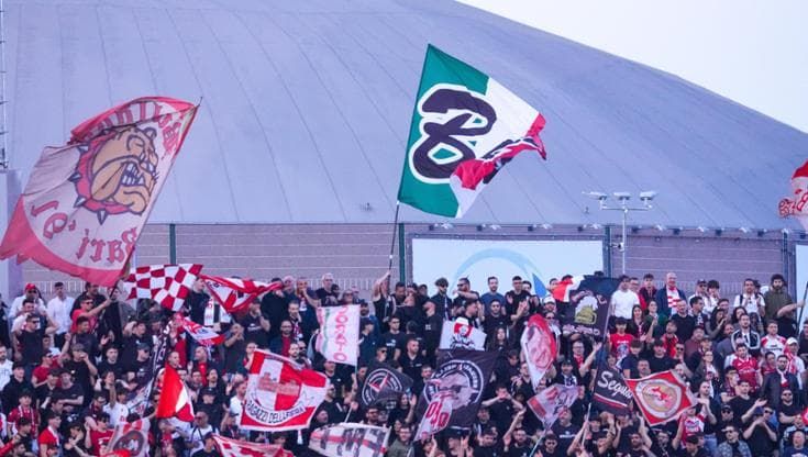 Monza di un altro pianeta, il Bari soccombe 2-0 e la speranza della salvezza si allontana