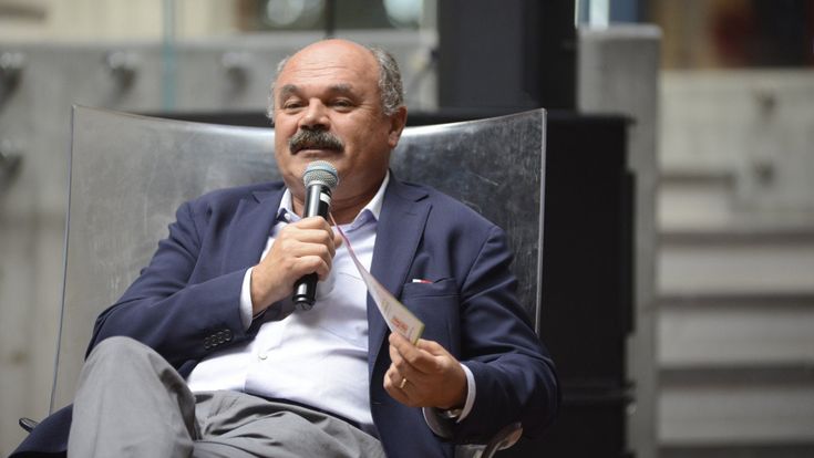 Farinetti “Ho venduto l’acqua alla Coca-Cola non l’anima al diavolo”