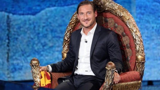 Roma, Totti: "25 anni in giallorosso mia vittoria più grande"