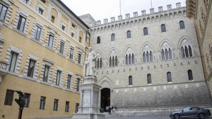 Mps, utile trimestrale a 521 milioni. Lovaglio: “In linea con il piano, focus su fusione Mediobanca”