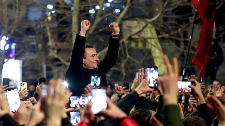 Kosovo, il premier Kurti vince le elezioni anticipate. “Presto un nuovo governo”