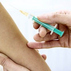 Milano, la Procura indaga sulla possibile relazione tra il vaccino esavalente e casi di autismo