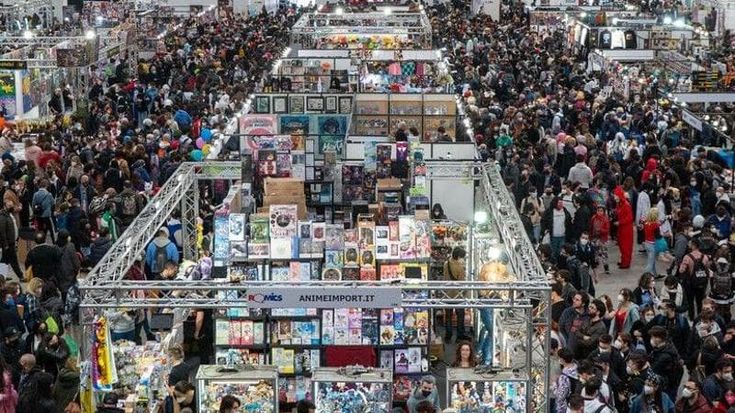 Manga e cosplay, tutti pazzi per Romics. Al via il festival del fumetto