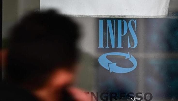 Taglio del sussidio per i reati del figlio: l’Inps deve all'anziana madre 7mila euro di arretrati