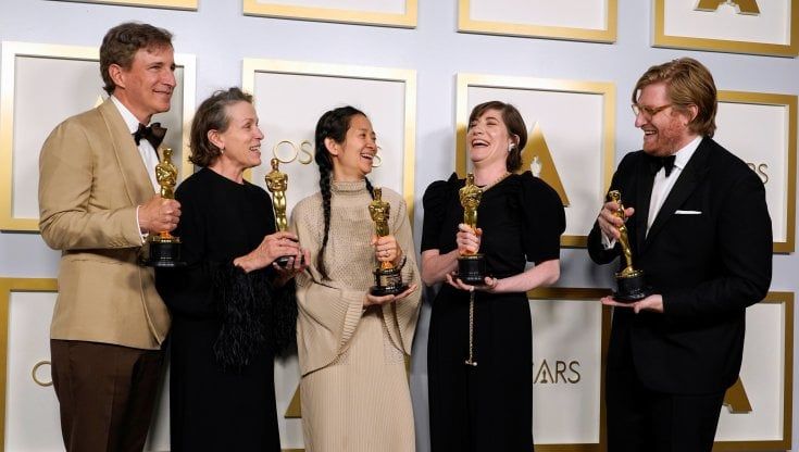 Oscar 2021: il miglior film è 'Nomadland', McDormand: "Guardatelo nello schermo più grande". L'Italia è fuori: delusione Pausini