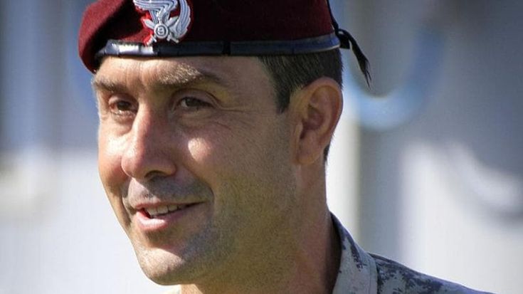 Il generale Vannacci difende il suo libro e insiste: “Gay ed ebrei non sono intoccabili”