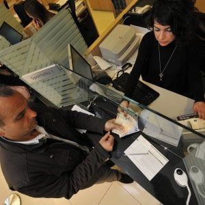 Abi: "Accelerano i prestiti, sofferenze delle banche in calo"