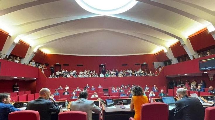 Sedute in teleconferenza per le consigliere in gravidanza, il presidente Cassibba: "Genova tra le prime in Italia"