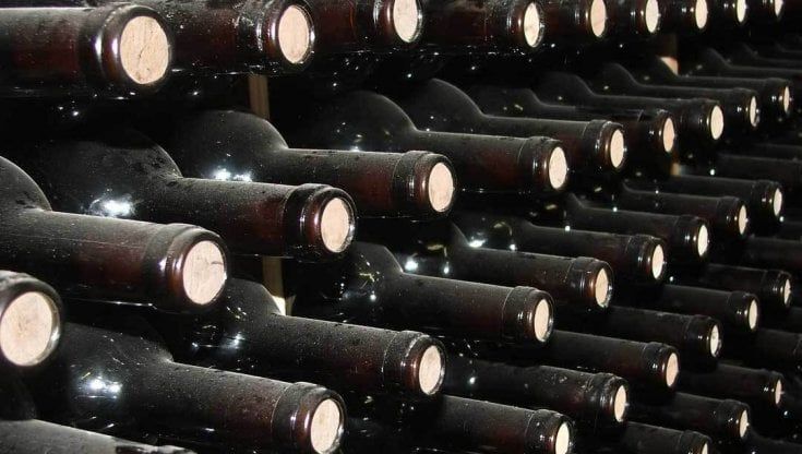 Canelli, arrestata coppia di ladri di vino. Si cercano altre vittime