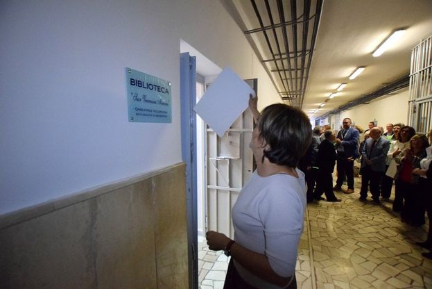 Bari, 2 nuove biblioteche in carcere: migliaia di volumi donati dai cittadini