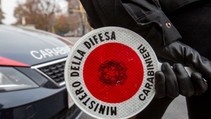 Rapisce la figlia di 8 mesi e scappa in Montenegro: ricercato un padre 28enne