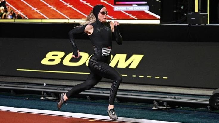 La tuta di Keely Hodgkinson: con lei l’atletica diventa glamour