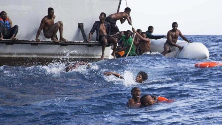 Migrazioni, oltre 3mila persone hanno perso la vita o sono risultate disperse lungo le rotte migratorie nel mondo, nei primi 8 mesi di quest’anno