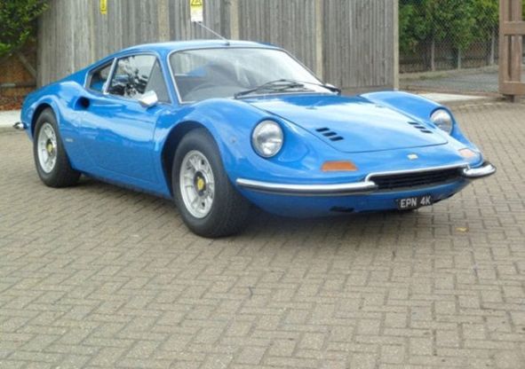 Livrea #43, ispirata alla Ferrari Dino 246 GT del 1971