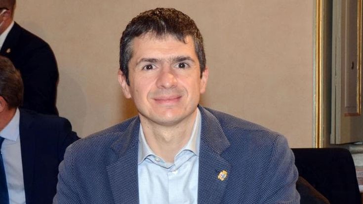 Lecco, vince il centrodestra: il nuovo sindaco è Filippo Boscagli
