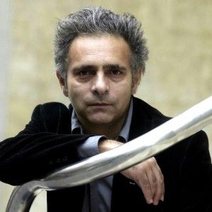 Kureishi: "Chi si arruola nell'Is fa una scelta mostruosa<br/>ma la colpa &egrave; nostra"