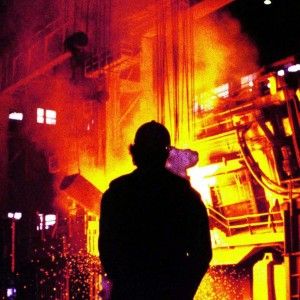 Calano ordini e fatturato dell'industria