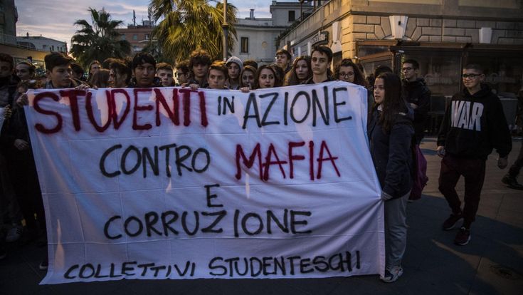 La palestra di Ostia sequestrata al crimine e bloccata dalla burocrazia