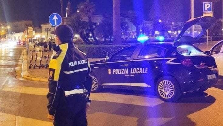 Aggressione in centro a Bari, colpito alle spalle il console generale della Georgia