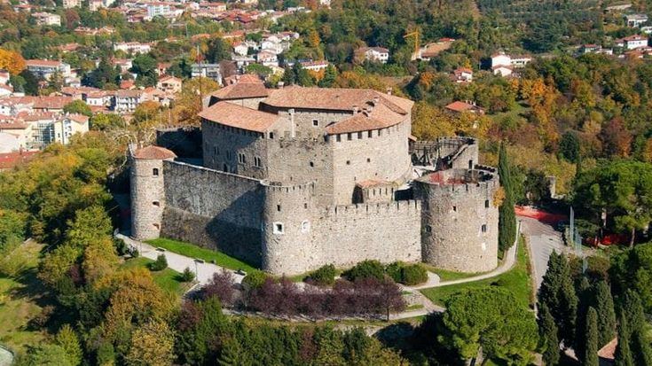 Gusti di frontiera a Gorizia: gastronomia e visite guidate alla scoperta della cultura