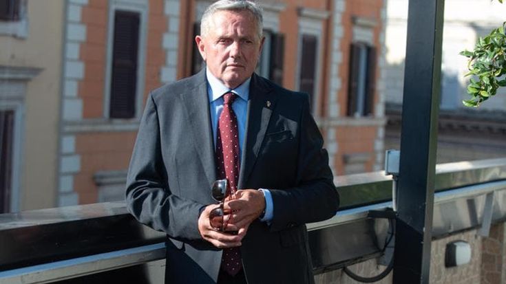 Fioravanti: “Da Mosca tentativi di influenzare le nostre forze armate”