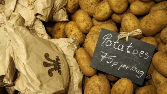 Cucine del Mondo: würstel e patate arrivano anche primi