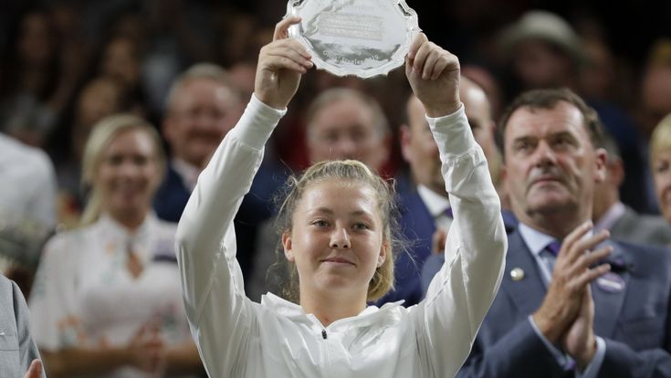 Serena stanca e lenta, Halep regina con poco