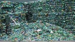 La battaglia del riciclo della plastica: "cartellino giallo" dell'Antitrust al consorzio Corepla