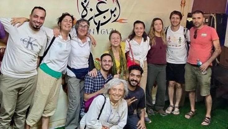 Attivisti genovesi per Gaza di ritorno dal Cairo: “Impedita una protesta pacifica mondiale”
