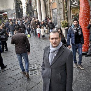 Il sindaco Luigi de Magistris: "Salute prima di tutto, sulle auto Galletti sbaglia"