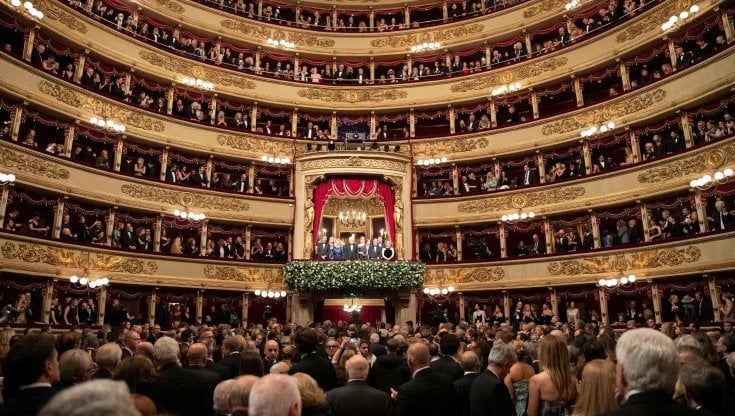 Vittorio Sgarbi, dopo il sovrintendente "italiano" alla Scala rilancia sul direttore: "Meyer riporti il grande Riccardo Muti a Milano"