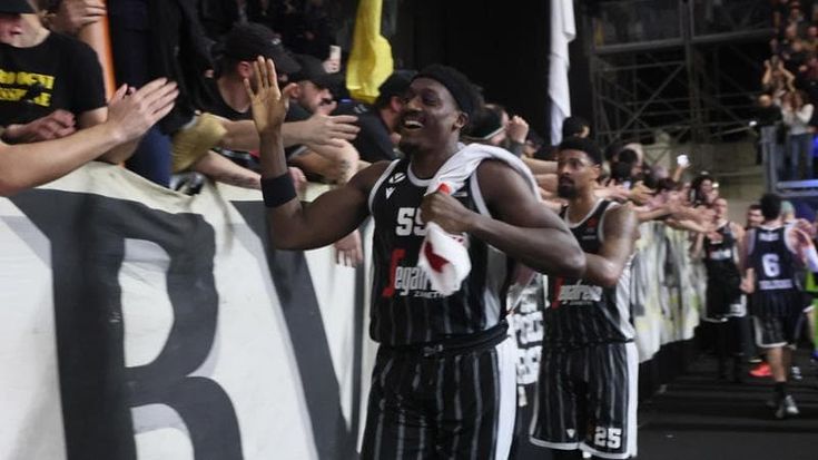 Eurolega, la Virtus riprende a correre: Valencia domata, ma si fa male Shengelia