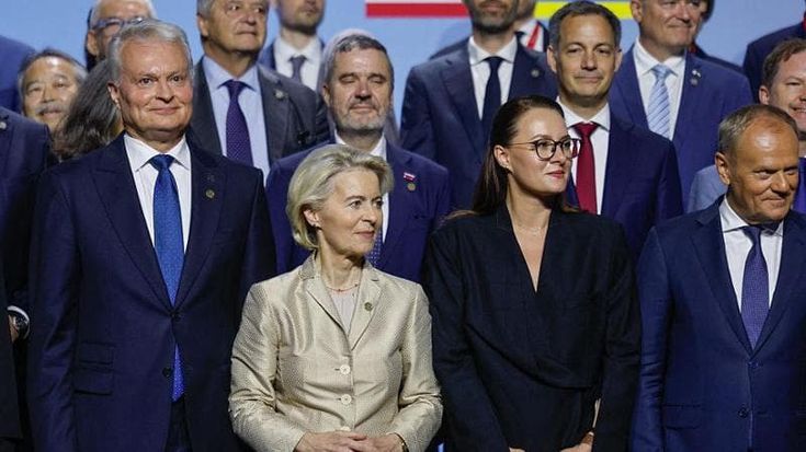Guerra Ucraina - Russia, le news del 25 giugno. Macron: “Fermata petroliera russa al largo della Sicilia”. Attacco su Kiev