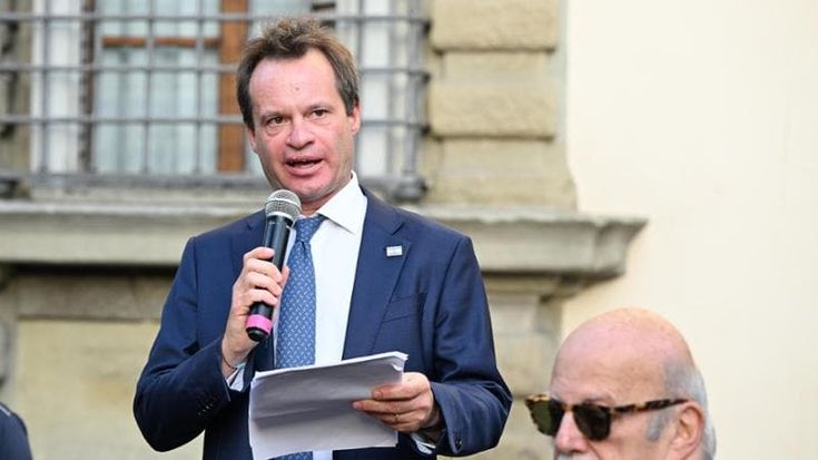 Medici e infermieri del Meyer restituiscono il regalo di Natale (un ombrello) in polemica con il presidente Carrai: “Sostiene la legittimità delle azioni di Israele contro il popolo palestinese”