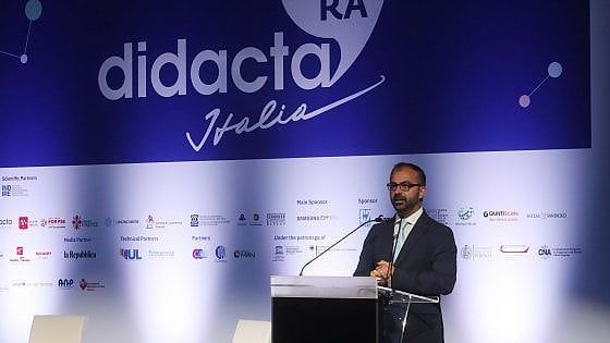 Tema di storia alla maturità, il ministro: "Vediamo come fare per reinserirlo"