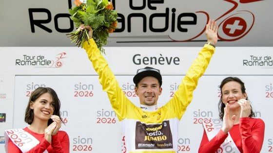Ciclismo, Giro di Romandia: vince Roglic, ultima tappa a Ackermann 