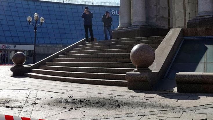 Guerra Ucraina - Russia, le news. Droni su Kiev, frammenti colpisco piazza Maidan