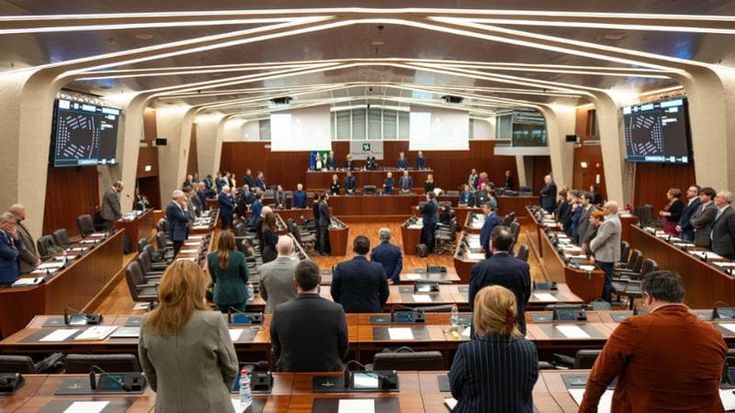 Bande di paese e gruppi folk: ecco le (poche) leggi del Consiglio regionale della Lombardia