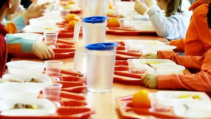 Con un positivo in classe la mensa a scuola diventa impossibile