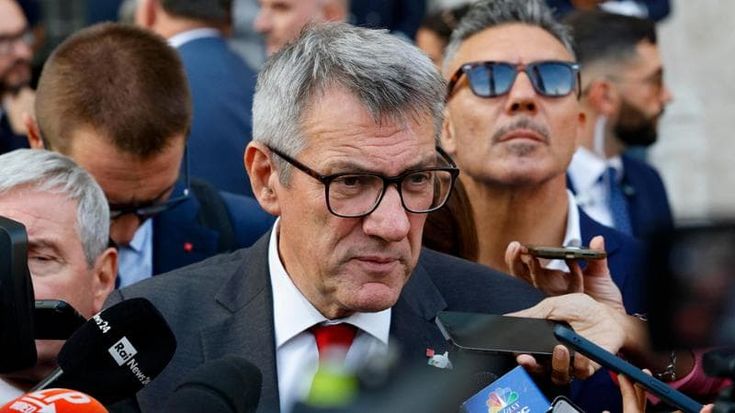 Cgil pronta allo sciopero generale: “Vogliono colpire sanità e scuola”