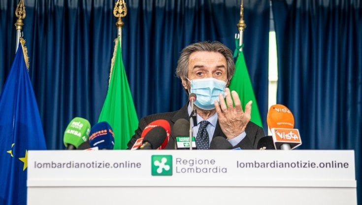 Fontana indagato per autoriciclaggio, i pm: "Messinscena del governatore sul conto svizzero"