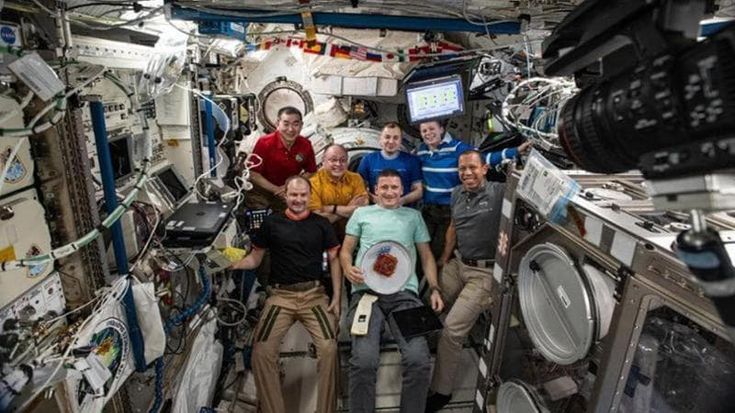 Un astronauta si è ammalato nello spazio. La Nasa decide il rientro d’urgenza