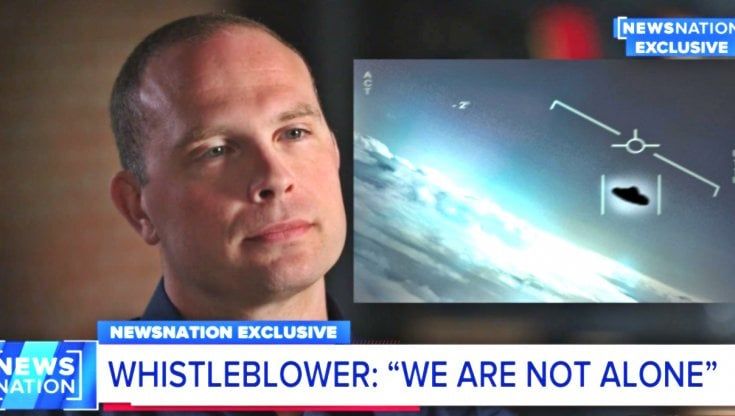 Ufo, "Gli Usa hanno veicoli alieni": le rivelazioni dell'ex ufficiale dell'intelligence 