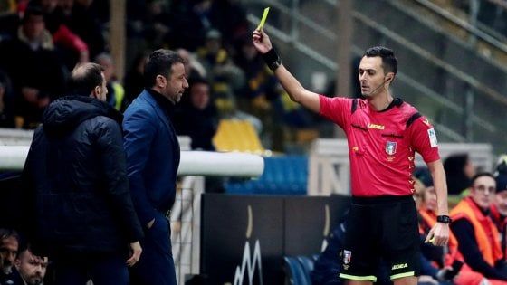 Il Var resta 'spento', la domenica infelice degli arbitri