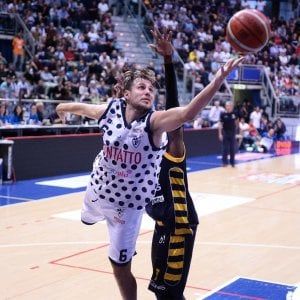 Basket, la Fortitudo punta ad agganciare la Virtus