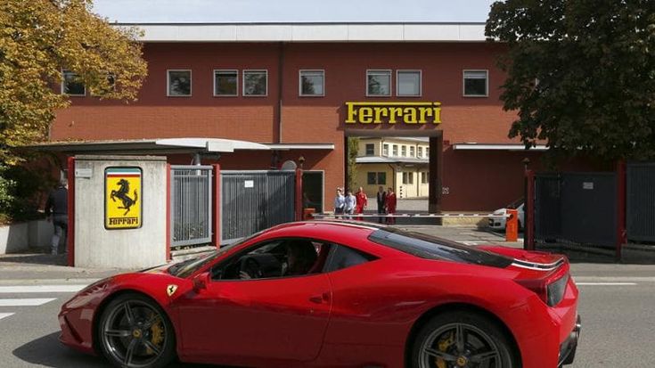 Ferrari, tentata truffa con l’IA. L’ad Vigna “ricreato” con il deepfake