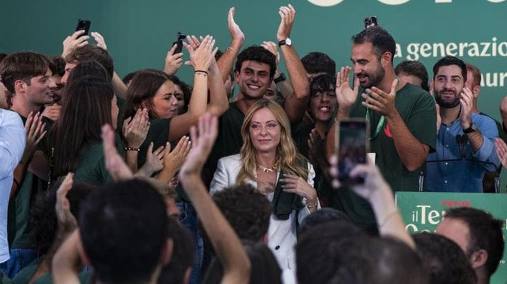Non passa lo straniero