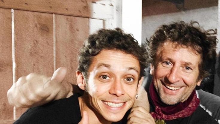 Valentino Rossi, il papà Graziano lo attacca: “Mi ha teso un trabocchetto per i miei soldi”