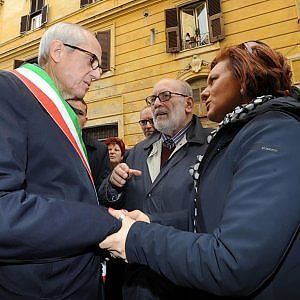 Liberazione,  in via Tasso la manifestazione della comunità ebraica romana con Napolitano e Tronca